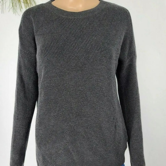 ATHLETA Asymmetrical Hem Crewneck Pullover Sweater. - Picture 2 of 7